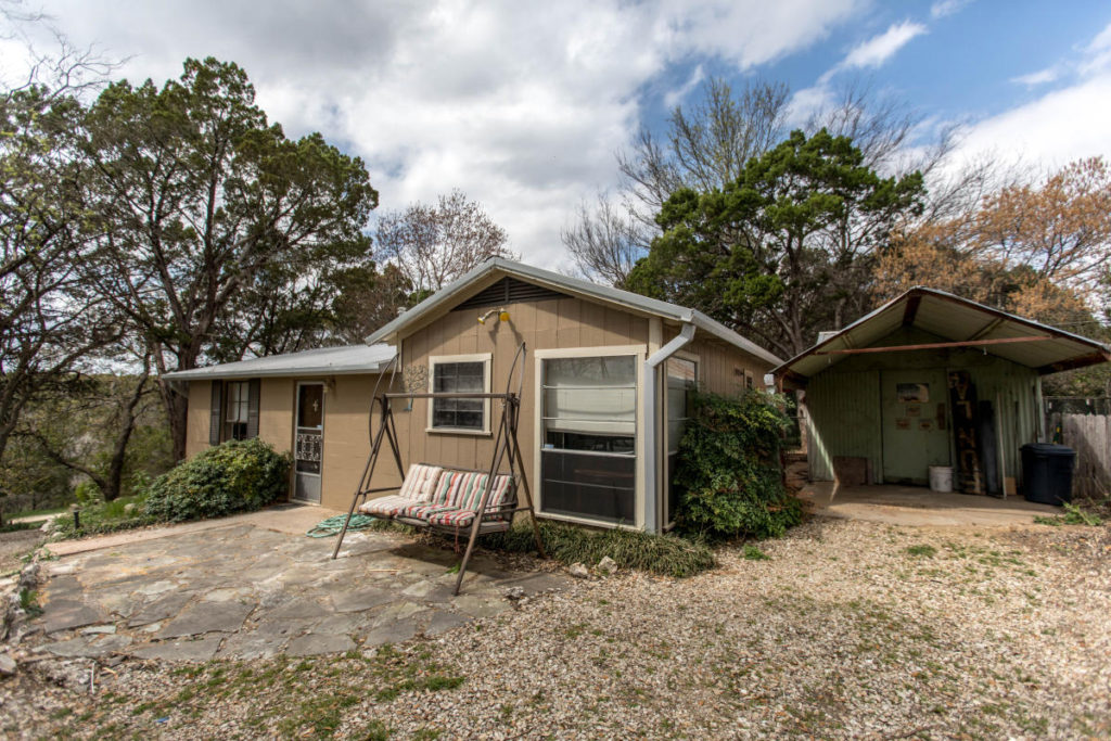 Honeymoon Cabin 3 Lake Whitney Fishing Charters